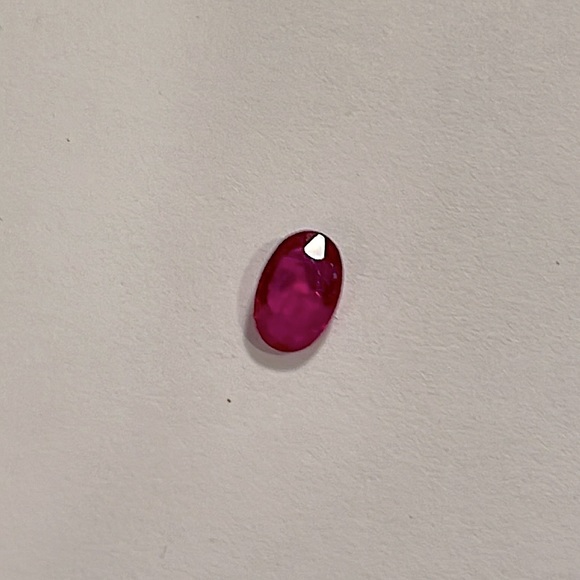 Red 1/2 Carat Oval Ruby (Loose) Gemstone - Picture 3 of 9